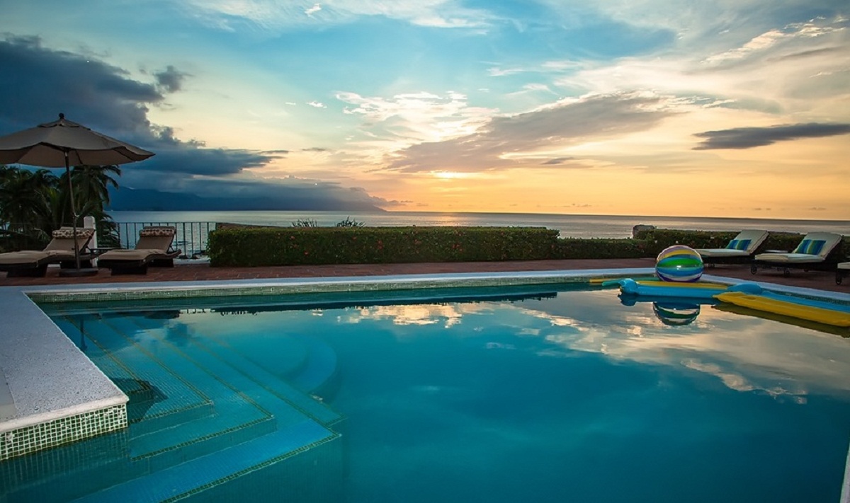 CASA LIDO Galvan Real Estate