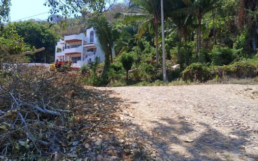 VILLAS DEL TROPICO – LOT 32