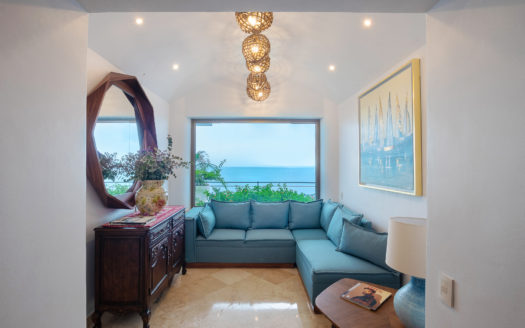 VILLA IRIS