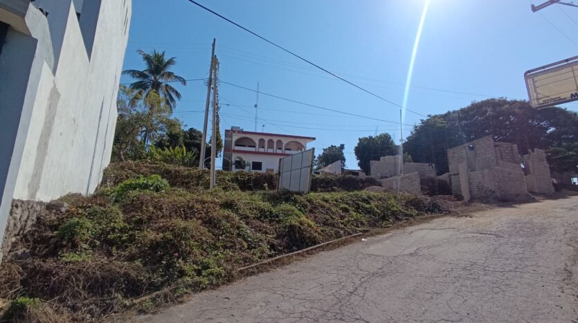 LOTE LA ESQUINA