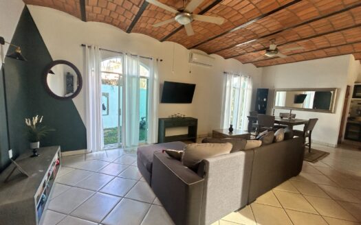 CASA BUGAMBILIA LO DE MARCOS