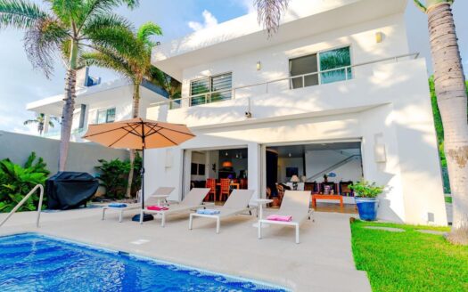 CASA VISTA LOS COCOS – Vacation Rental